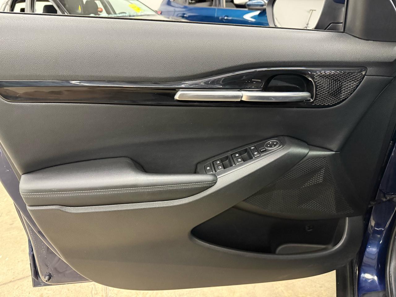 2021 Kia Seltos EX Photo