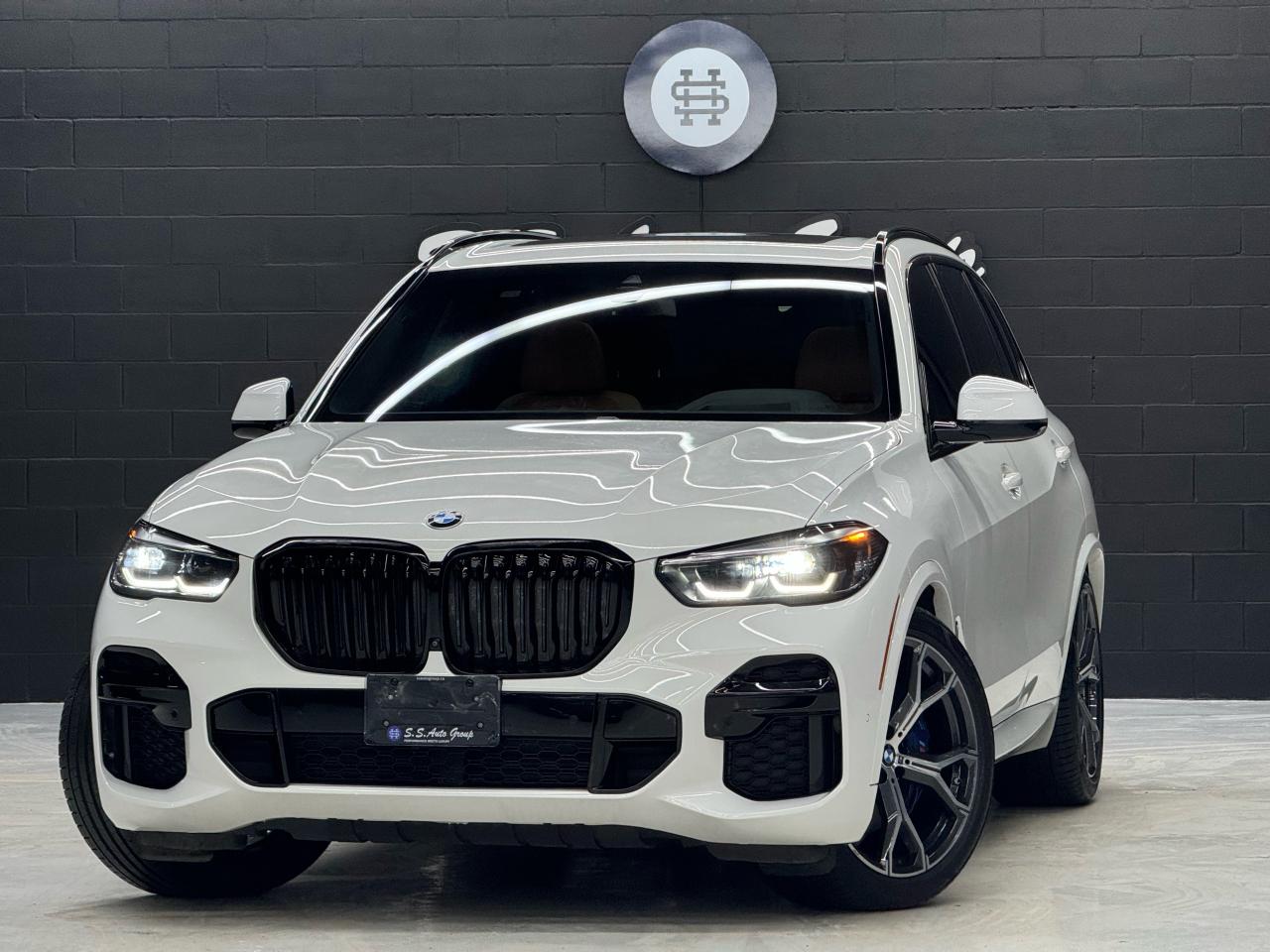 2022 BMW X5 M SPORT|7PASS|SKY LOUNGE|CRYSTAL SHIFT|ONE OWNER| Photo0