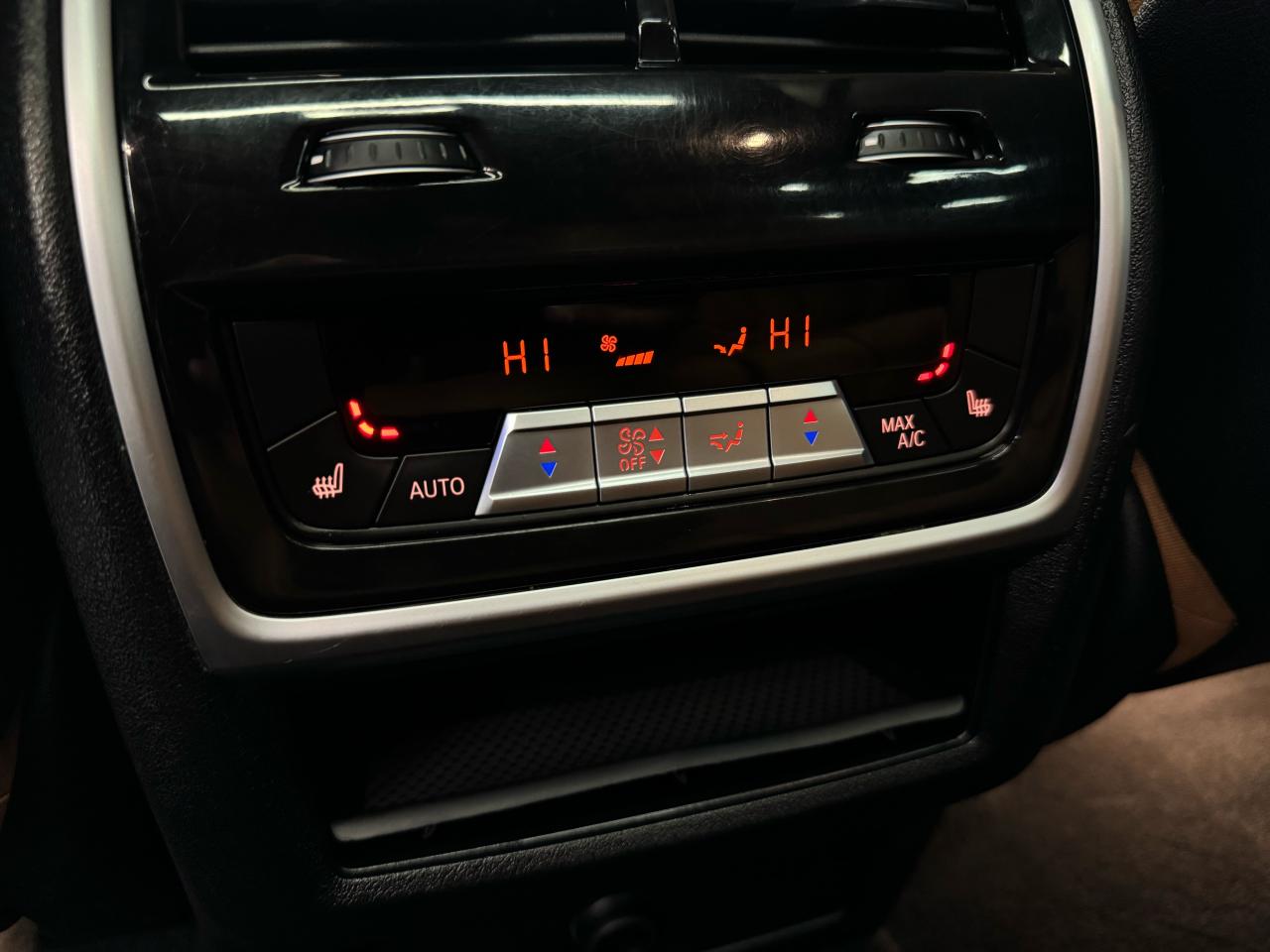 2022 BMW X5 M SPORT|7PASS|SKY LOUNGE|CRYSTAL SHIFT|ONE OWNER| Photo