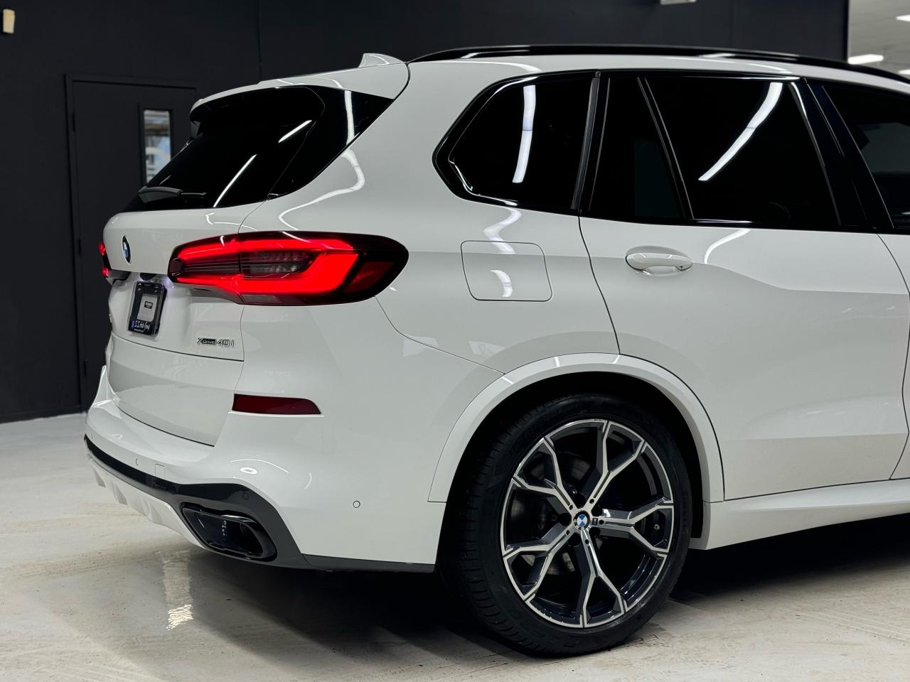 2022 BMW X5 M SPORT|7PASS|SKY LOUNGE|CRYSTAL SHIFT|ONE OWNER| Photo
