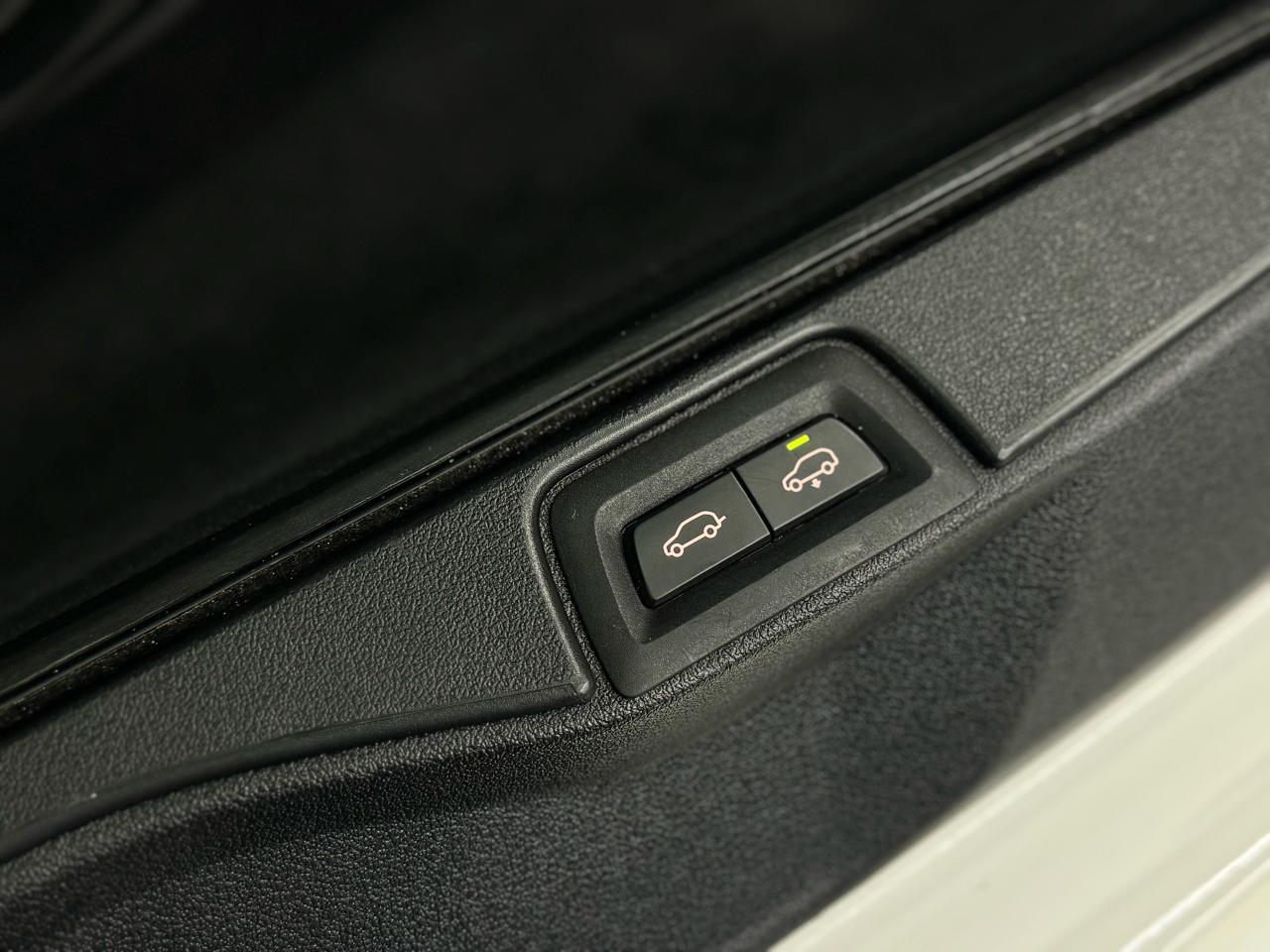 2022 BMW X5 M SPORT|7PASS|SKY LOUNGE|CRYSTAL SHIFT|ONE OWNER| Photo