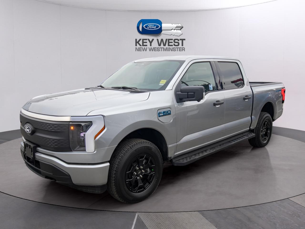 2025 Ford F-150 Lightning XLT Standard Range Battery 4WD SuperCrew 5.5' Box Photo0