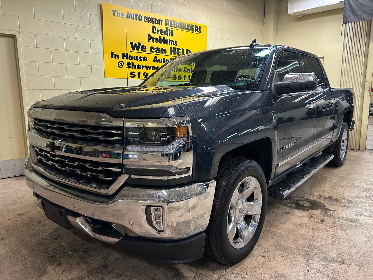 2017 Chevrolet Silverado 1500 LTZ Photo2