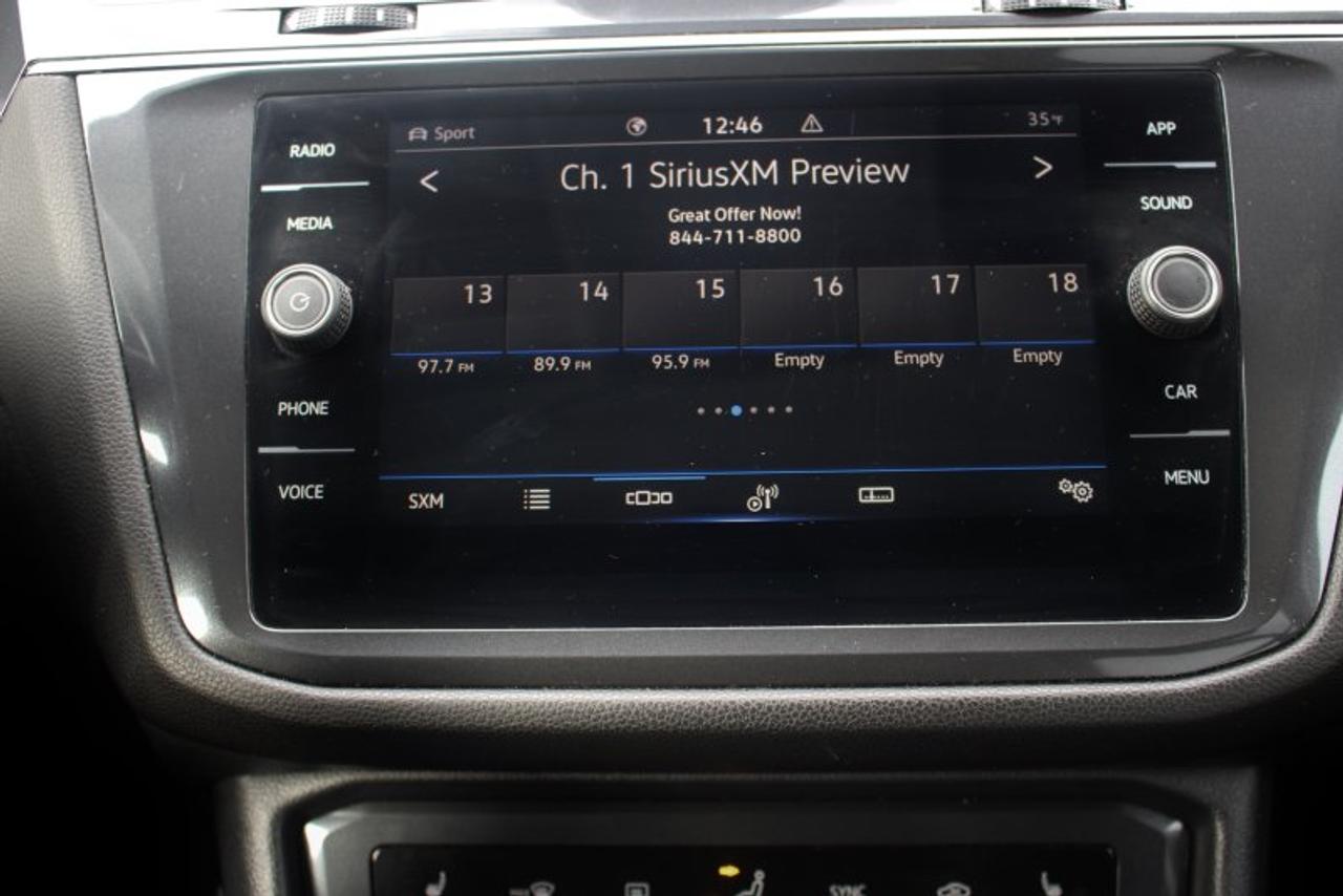 2024 Volkswagen Tiguan COMFORTLINE*AWD*Heated Leather*Moon Roof*CarPlay Photo