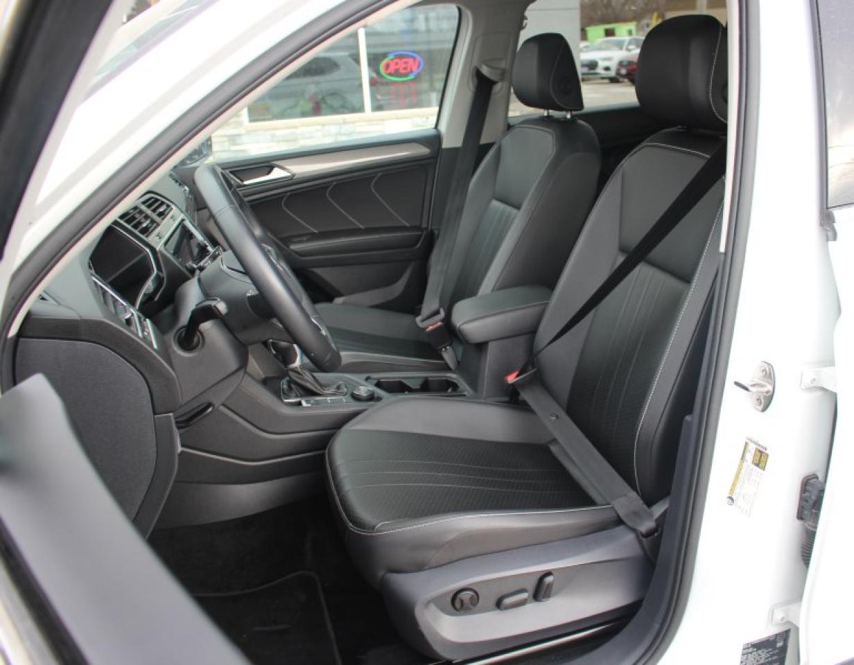 2024 Volkswagen Tiguan COMFORTLINE*AWD*Heated Leather*Moon Roof*CarPlay Photo