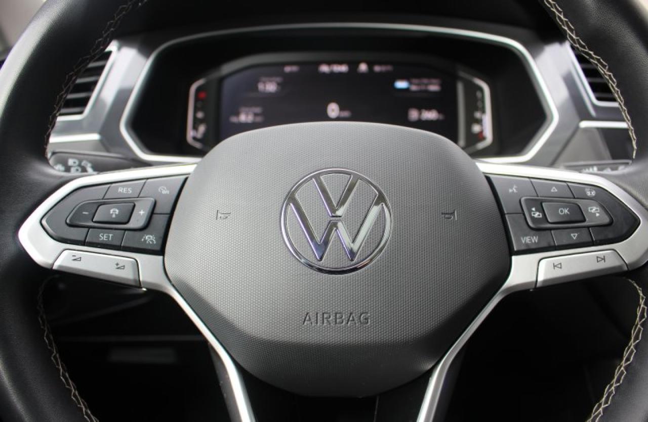 2024 Volkswagen Tiguan COMFORTLINE*AWD*Heated Leather*Moon Roof*CarPlay Photo