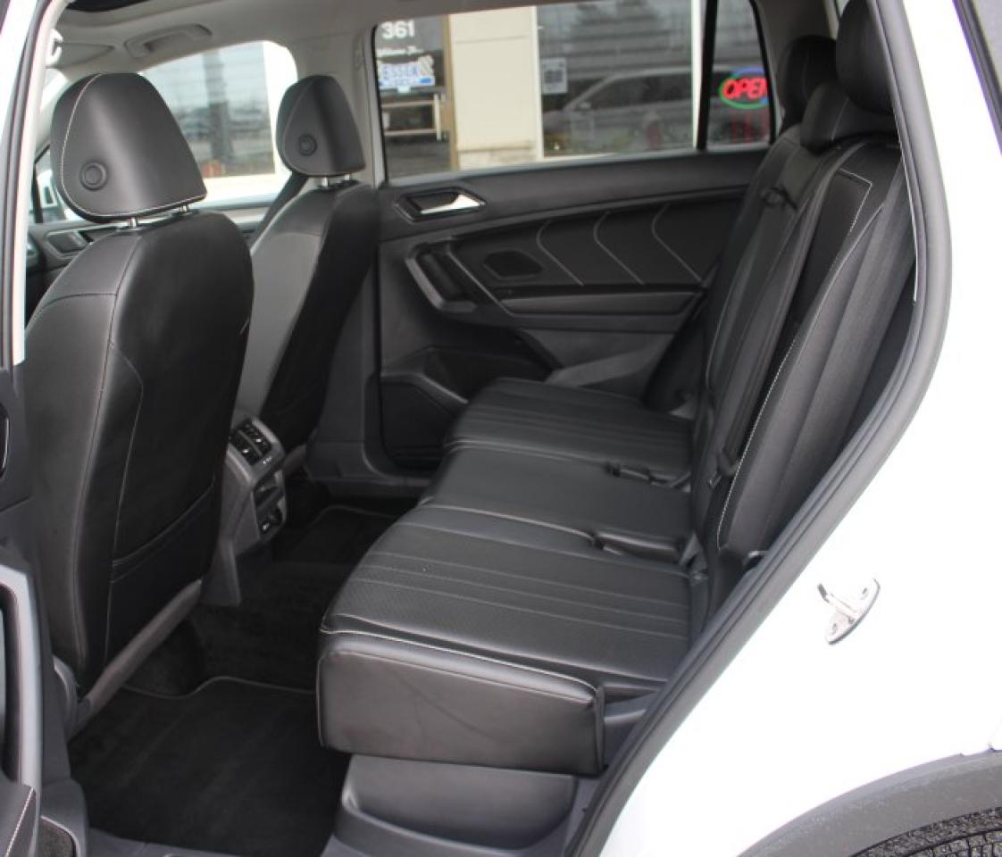 2024 Volkswagen Tiguan COMFORTLINE*AWD*Heated Leather*Moon Roof*CarPlay Photo