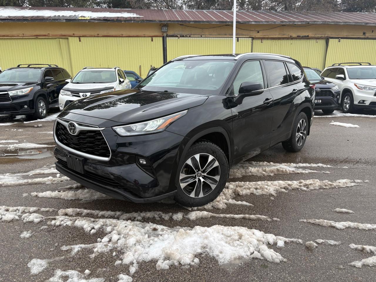 2020 Toyota Highlander XLE,AWD,8 PASSENGER,SAFETY+WRRANTY INCLUDED Photo0