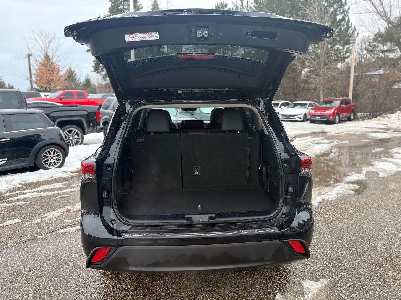 2020 Toyota Highlander XLE,AWD,8 PASSENGER,SAFETY+WRRANTY INCLUDED Photo4