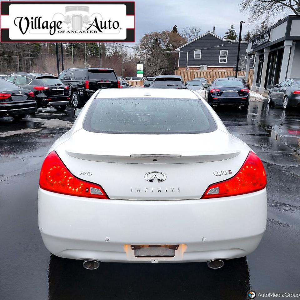 2014 Infiniti Q60 Sport