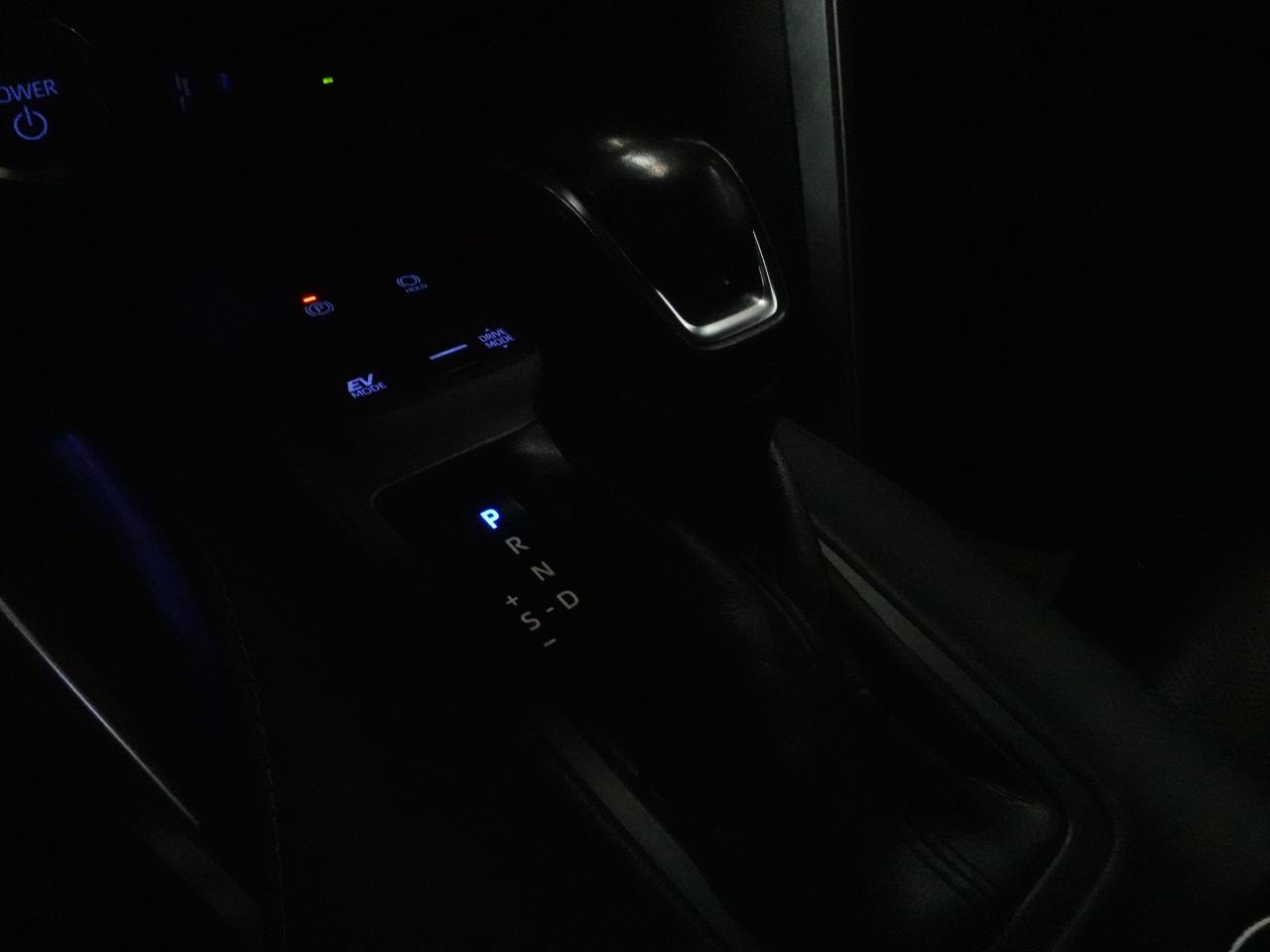 2021 Toyota Venza XLE HYBRID | AWD | Nav | Leather | BSM | CarPlay Photo