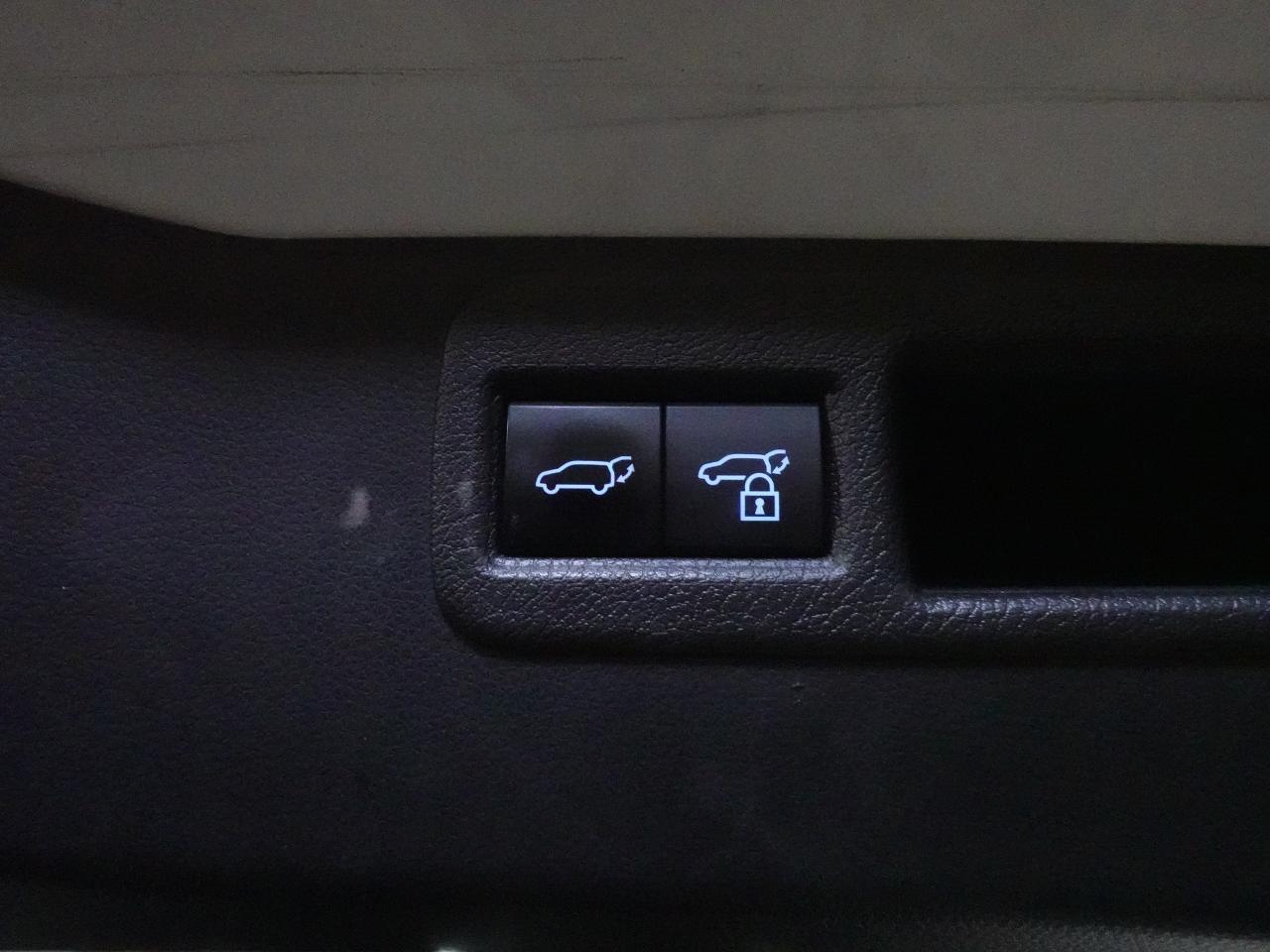 2021 Toyota Venza XLE HYBRID | AWD | Nav | Leather | BSM | CarPlay