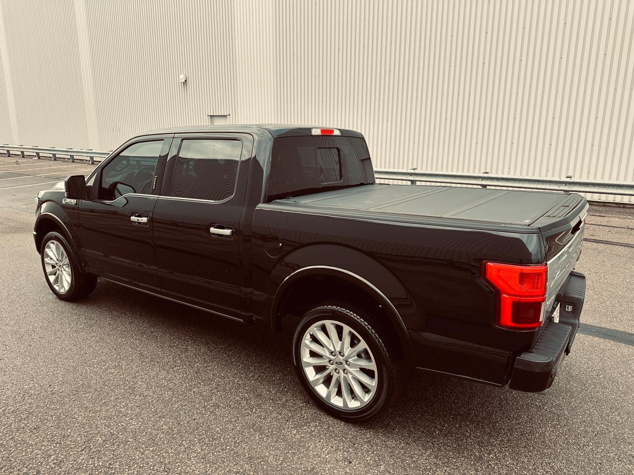 2019 Ford F-150 LIMITED SUPER CREW LEATHER/PANO ROOF/ 360 CAMERA Photo2