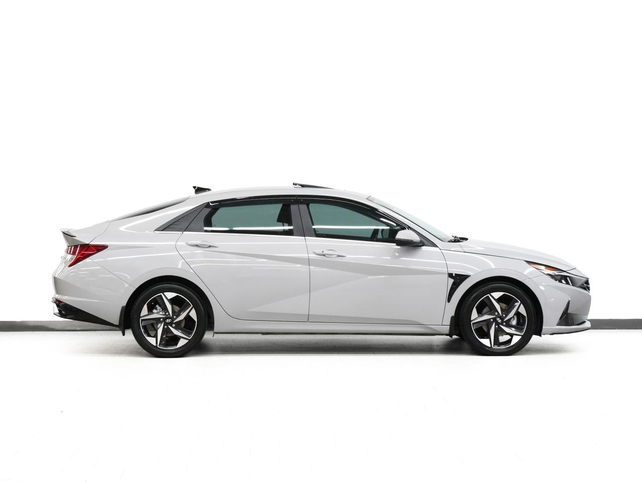 2023 Hyundai Elantra Luxury | NAV | Leather | Sunroof | BSM | CarPlay Photo2