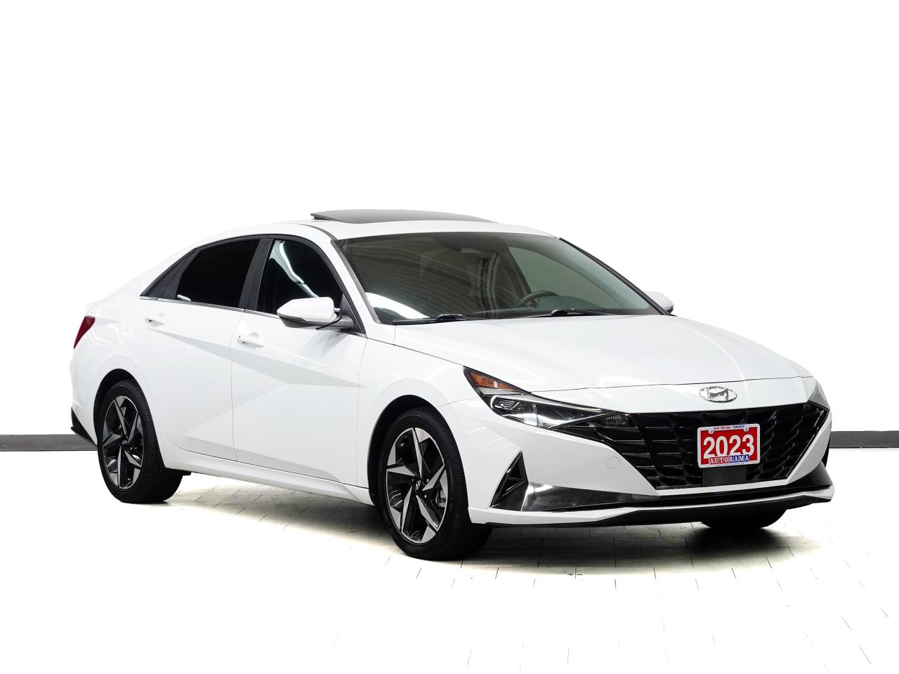 2023 Hyundai Elantra Luxury | NAV | Leather | Sunroof | BSM | CarPlay