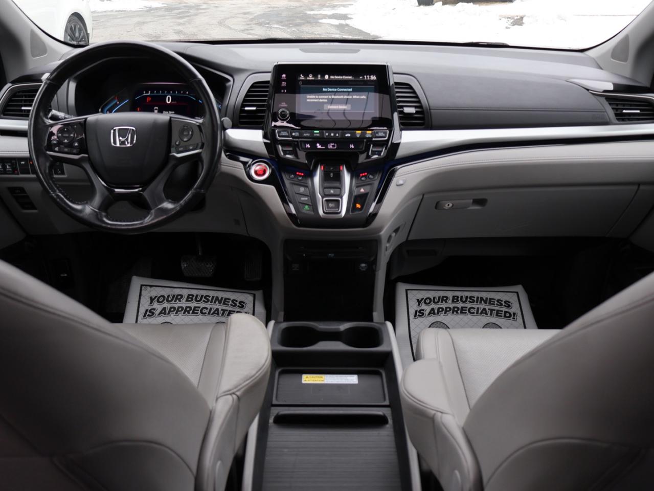 2018 Honda Odyssey TOURING CERTIFIED *1 OWNER* CAMERA NAV DVD LEATHER HEATED SEATS SUNROOF CRUISE ALLOYS Photo