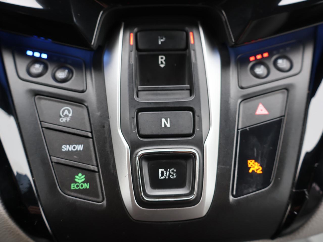 2018 Honda Odyssey TOURING CERTIFIED *1 OWNER* CAMERA NAV DVD LEATHER HEATED SEATS SUNROOF CRUISE ALLOYS Photo