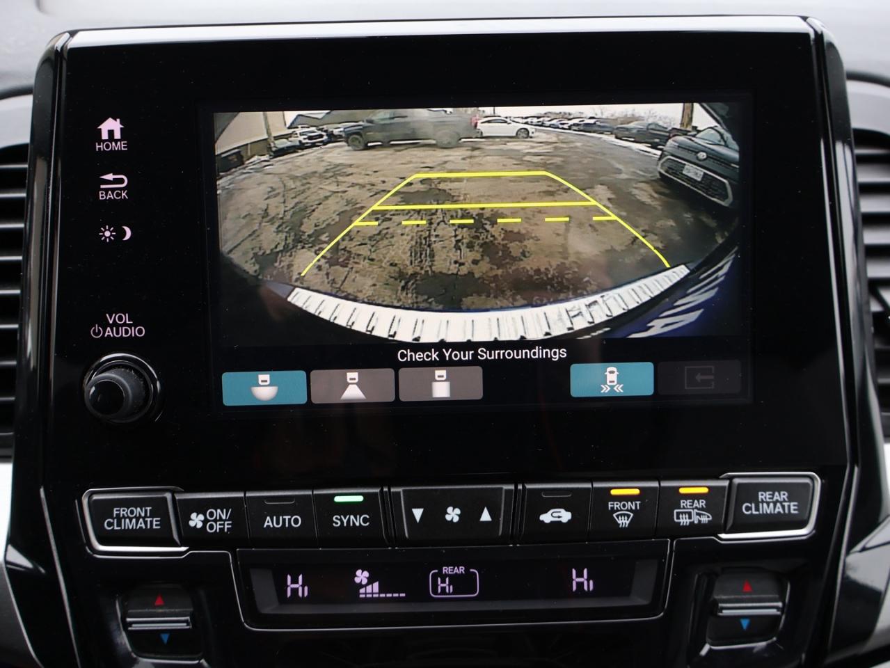 2018 Honda Odyssey TOURING CERTIFIED *1 OWNER* CAMERA NAV DVD LEATHER HEATED SEATS SUNROOF CRUISE ALLOYS Photo