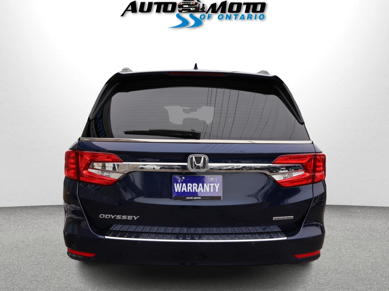 2018 Honda Odyssey TOURING CERTIFIED *1 OWNER* CAMERA NAV DVD LEATHER HEATED SEATS SUNROOF CRUISE ALLOYS Photo4