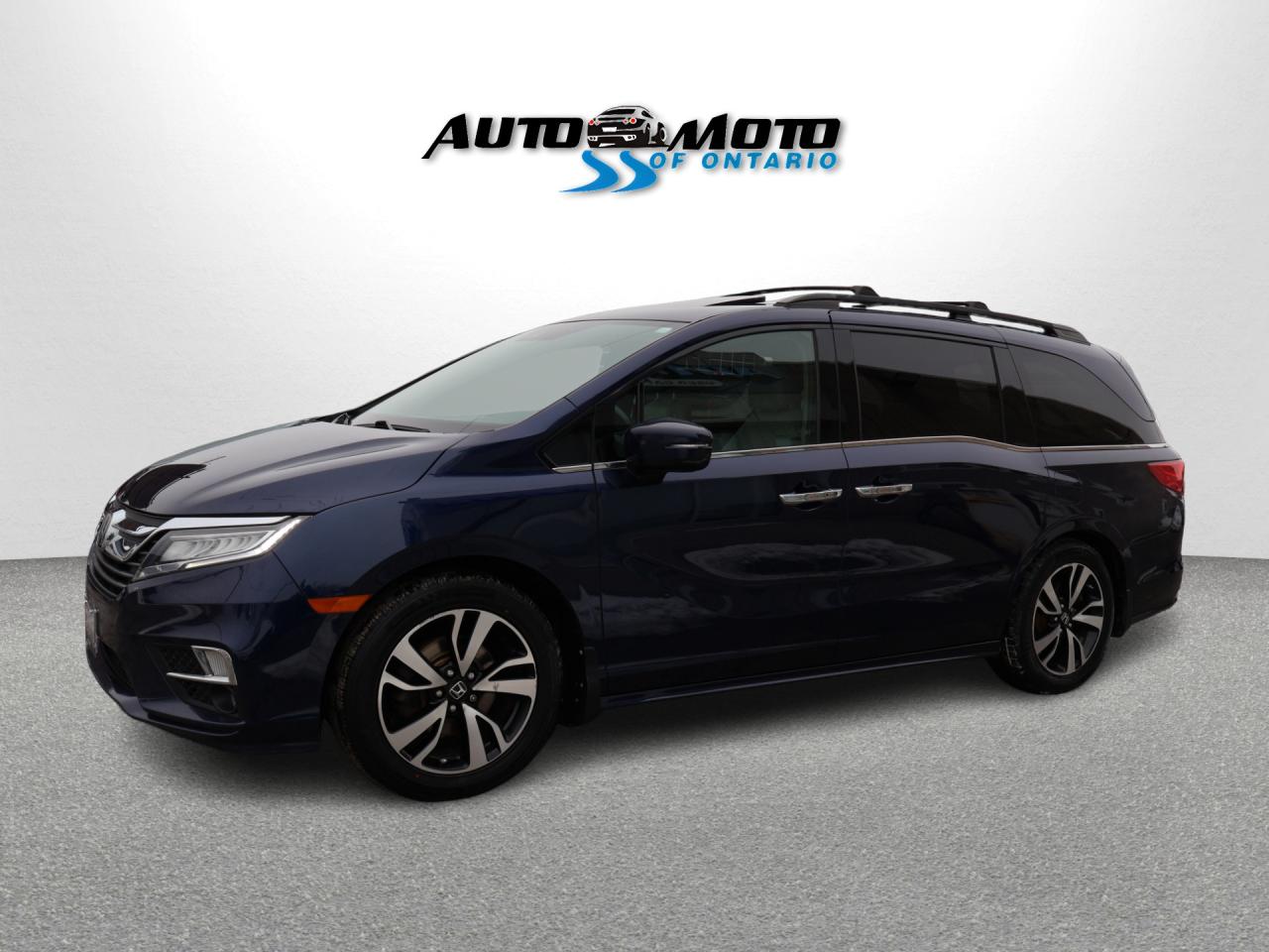 2018 Honda Odyssey TOURING CERTIFIED *1 OWNER* CAMERA NAV DVD LEATHER HEATED SEATS SUNROOF CRUISE ALLOYS Photo