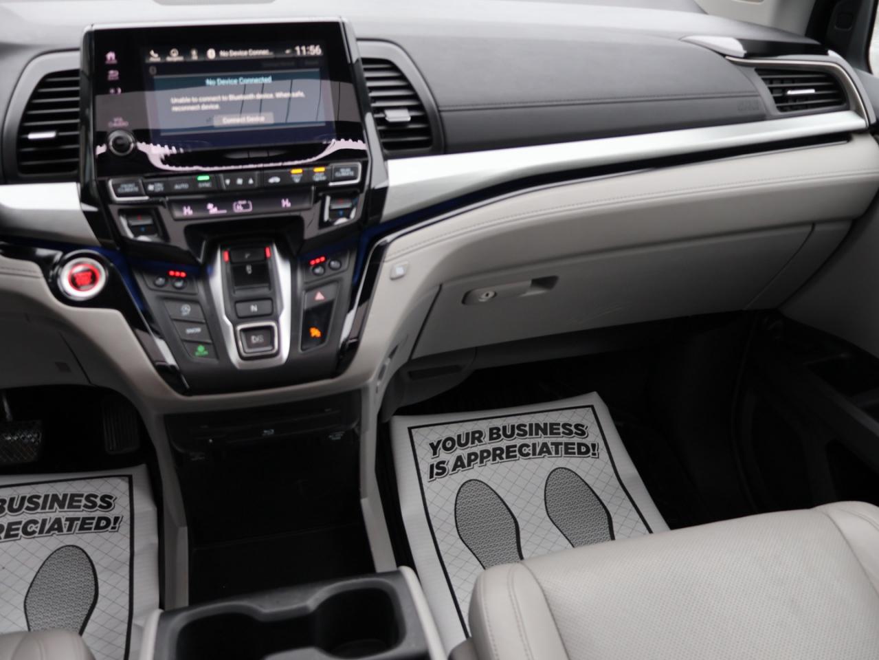 2018 Honda Odyssey TOURING CERTIFIED *1 OWNER* CAMERA NAV DVD LEATHER HEATED SEATS SUNROOF CRUISE ALLOYS Photo