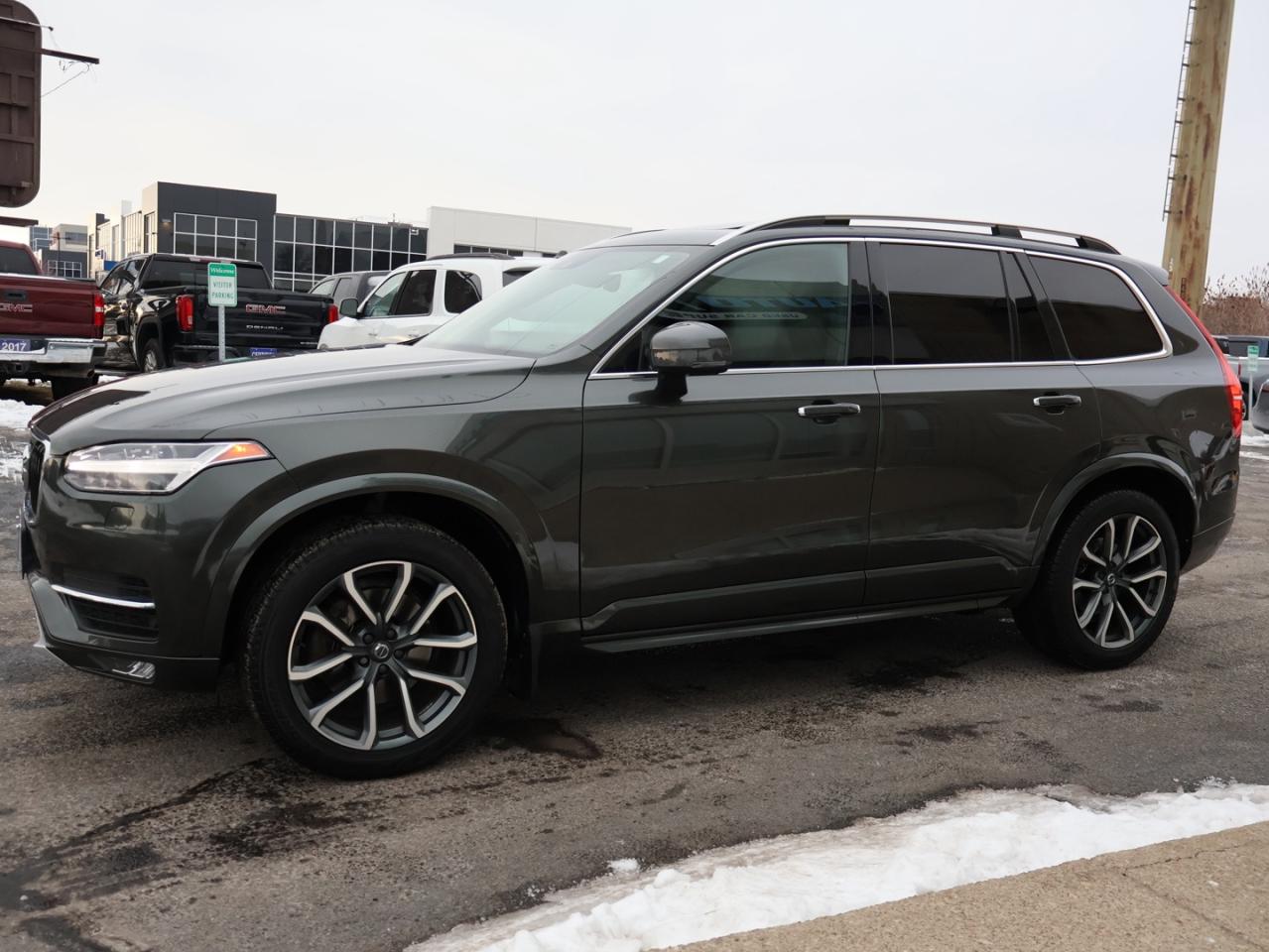 2018 Volvo XC90 T5 MOMENTUM AWD CERTIFIED *1 OWNER*ACCIDENT FREE* CAMERA NAV BLUETOOTH LEATHER HEATED SEATS PANO ROOF CRUISE ALLOYS Photo3