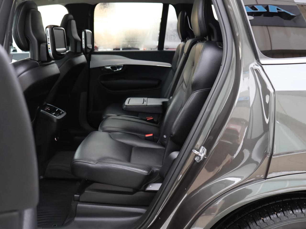 2018 Volvo XC90 T5 MOMENTUM AWD CERTIFIED *1 OWNER*ACCIDENT FREE* CAMERA NAV BLUETOOTH LEATHER HEATED SEATS PANO ROOF CRUISE ALLOYS Photo