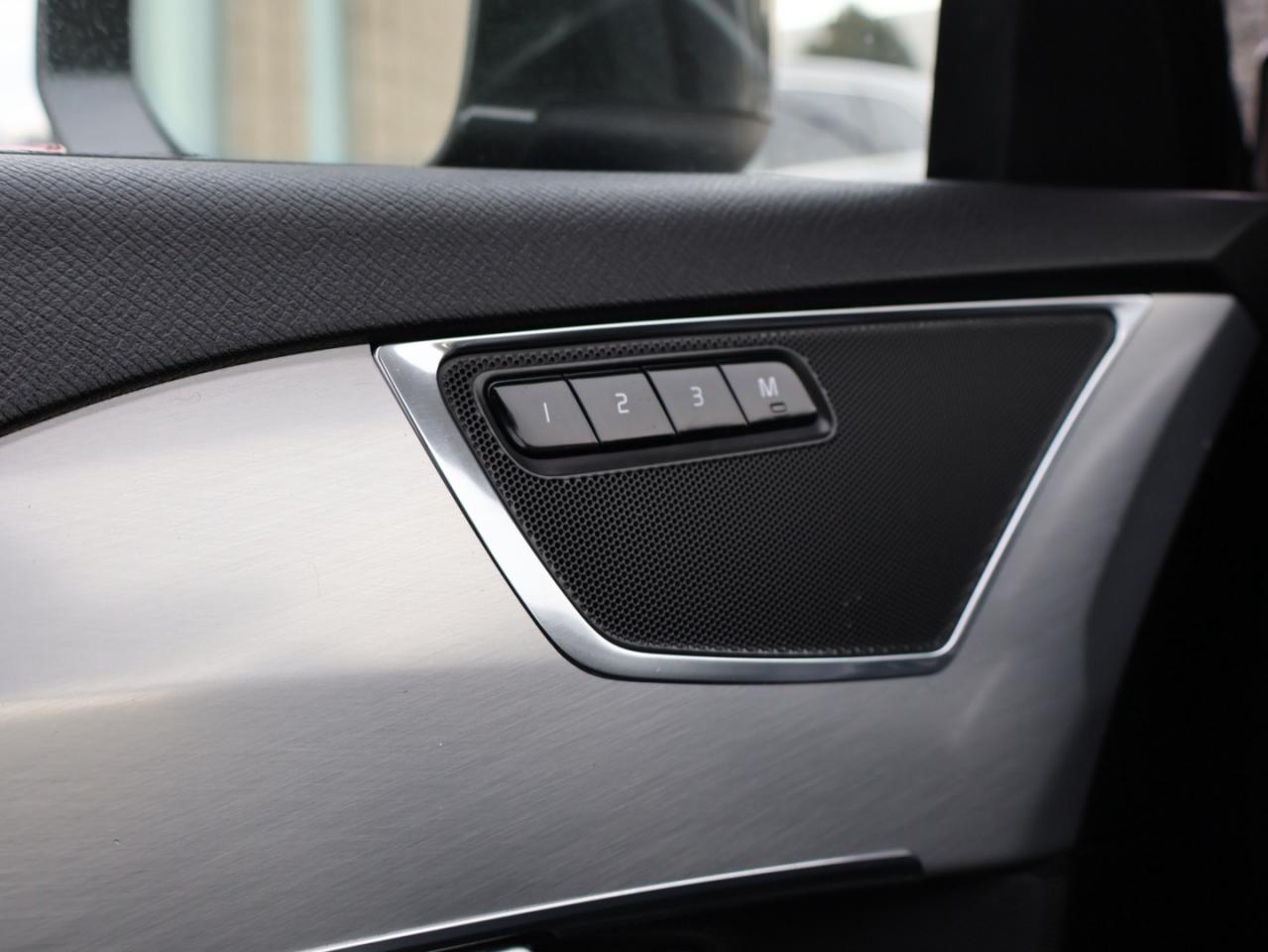 2018 Volvo XC90 T5 MOMENTUM AWD CERTIFIED *1 OWNER*ACCIDENT FREE* CAMERA NAV BLUETOOTH LEATHER HEATED SEATS PANO ROOF CRUISE ALLOYS Photo