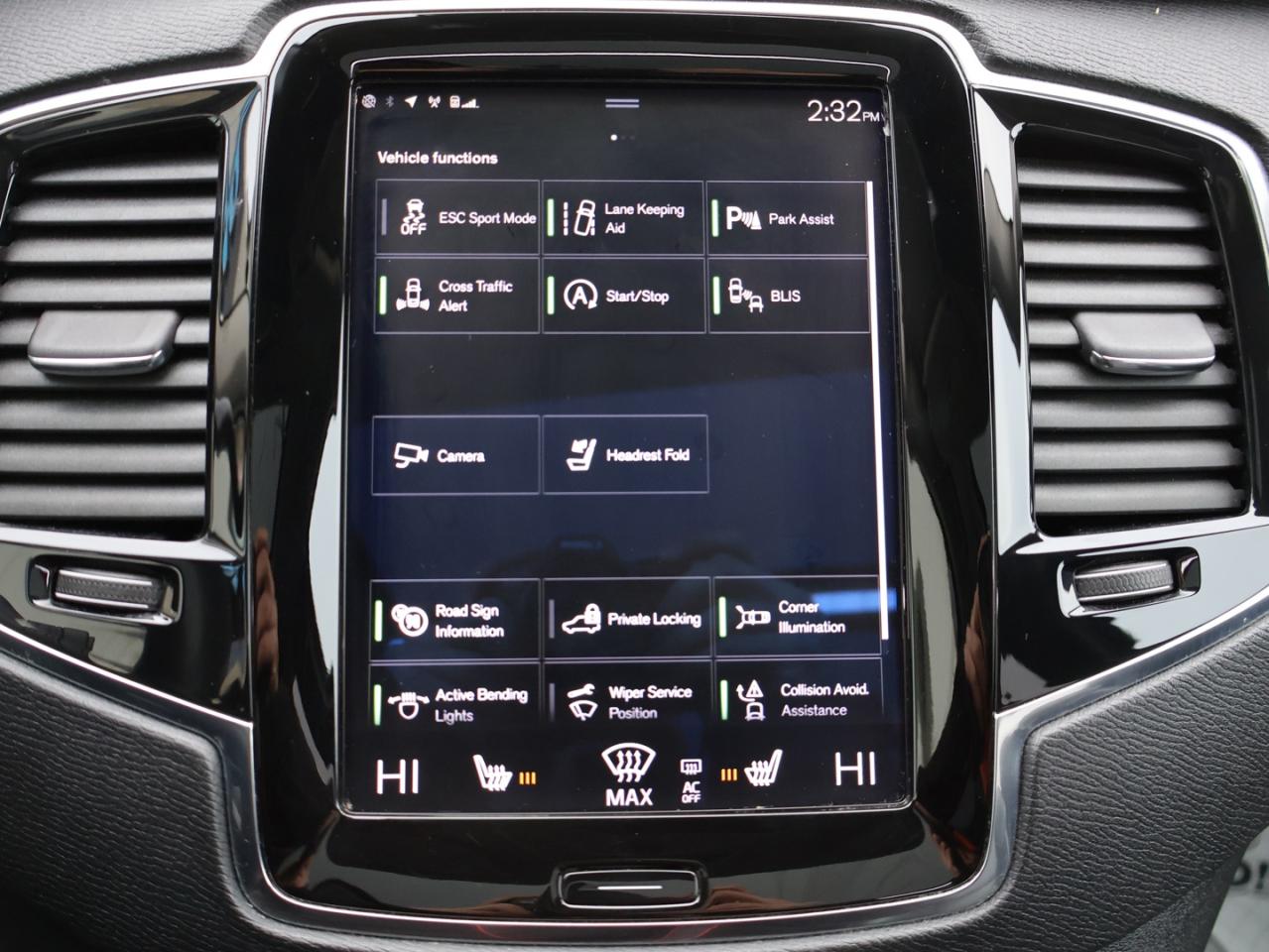 2018 Volvo XC90 T5 MOMENTUM AWD CERTIFIED *1 OWNER*ACCIDENT FREE* CAMERA NAV BLUETOOTH LEATHER HEATED SEATS PANO ROOF CRUISE ALLOYS Photo