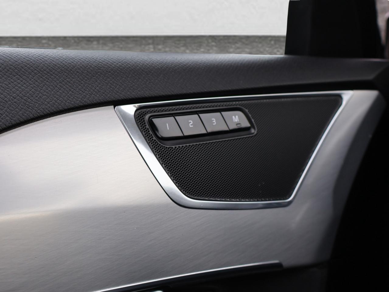 2018 Volvo XC90 T5 MOMENTUM AWD CERTIFIED *1 OWNER*ACCIDENT FREE* CAMERA NAV BLUETOOTH LEATHER HEATED SEATS PANO ROOF CRUISE ALLOYS Photo