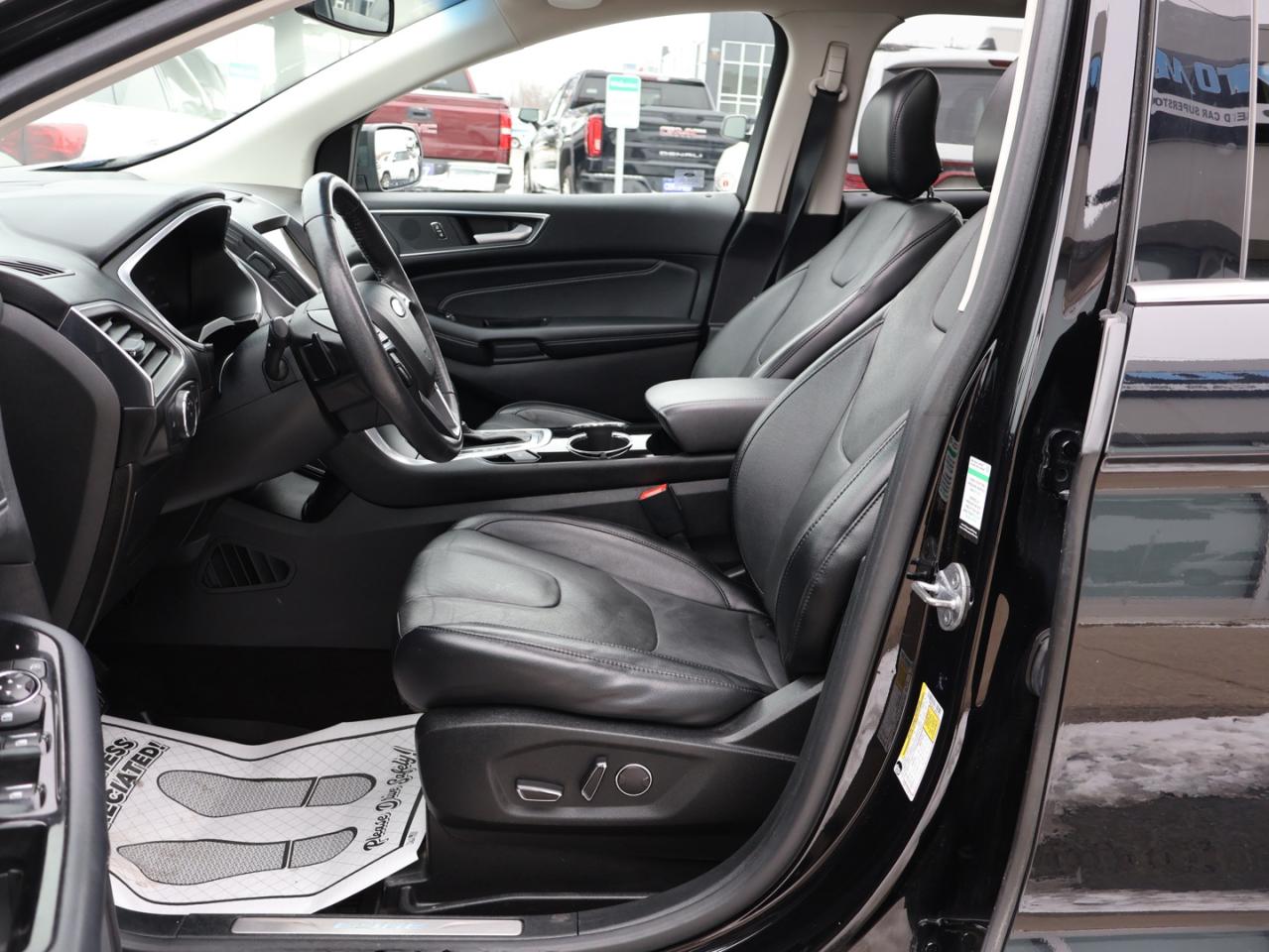 2018 Ford Edge TITANIUM AWD CERTIFIED *ACCIDENT FREE* CAMERA NAV BLUETOOTH LEATHER HEATED  SEATS CRUISE ALLOYS Photo