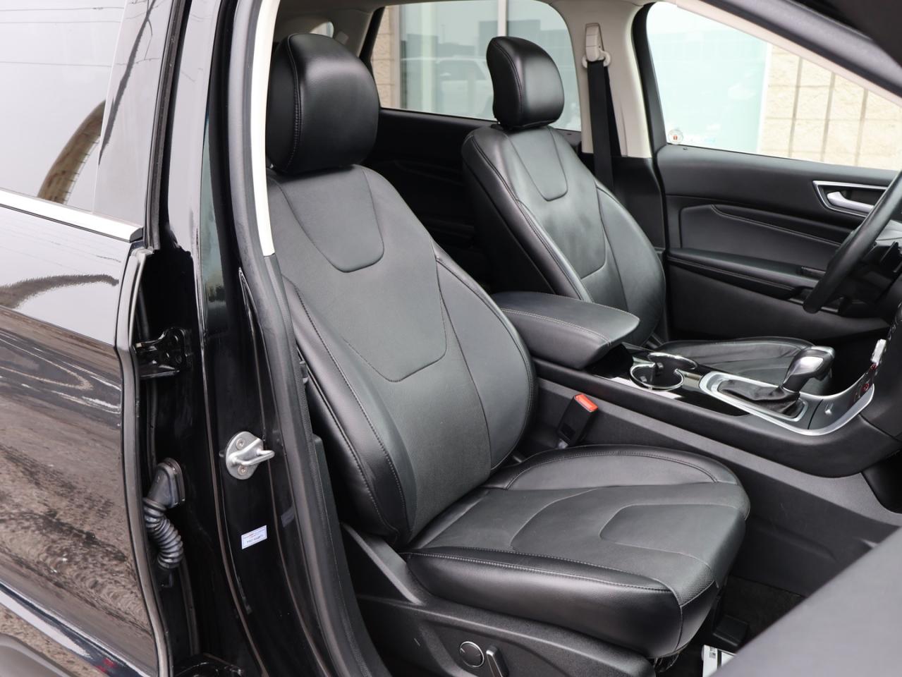 2018 Ford Edge TITANIUM AWD CERTIFIED *ACCIDENT FREE* CAMERA NAV BLUETOOTH LEATHER HEATED  SEATS CRUISE ALLOYS Photo