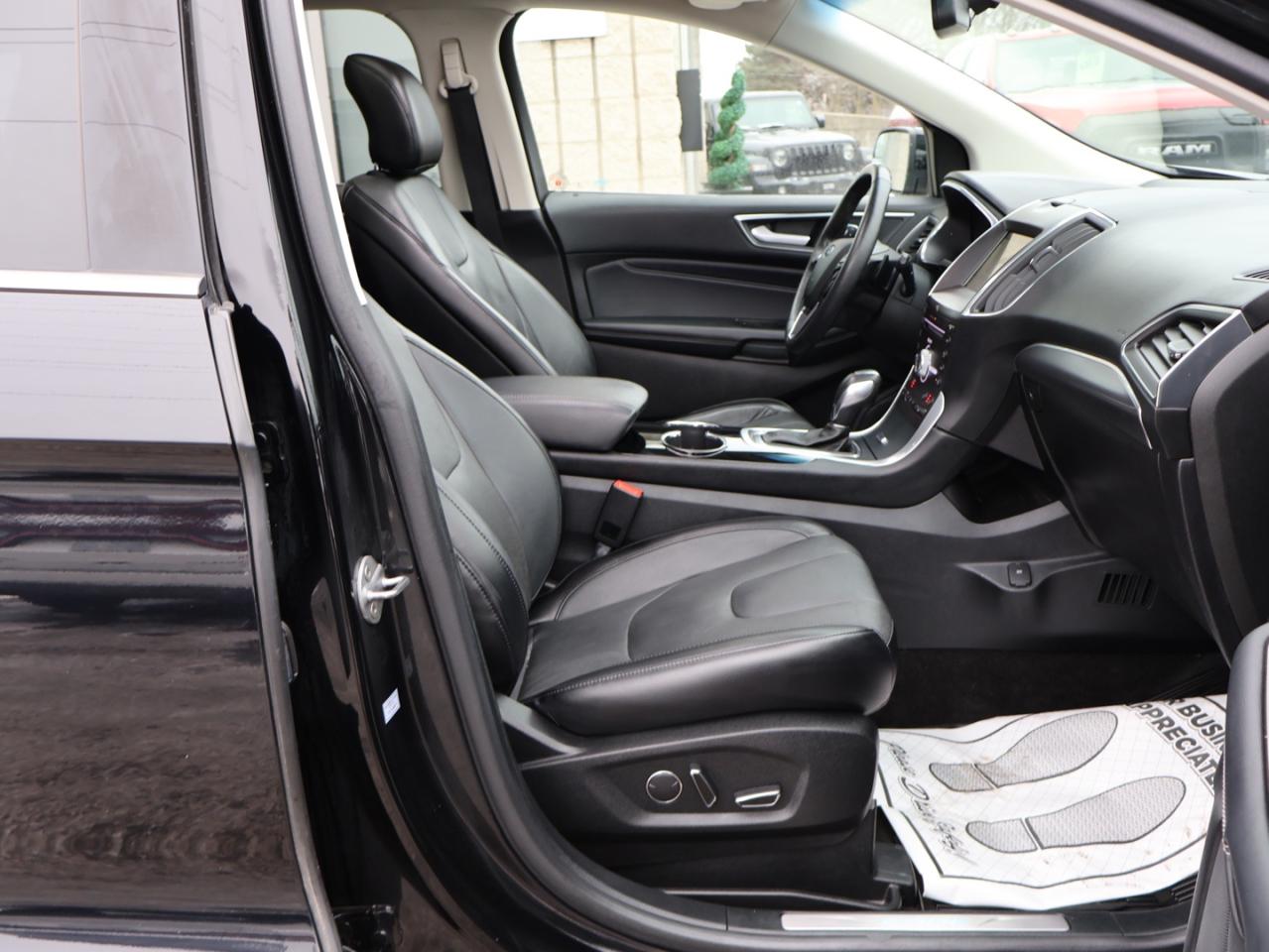 2018 Ford Edge TITANIUM AWD CERTIFIED *ACCIDENT FREE* CAMERA NAV BLUETOOTH LEATHER HEATED  SEATS CRUISE ALLOYS Photo