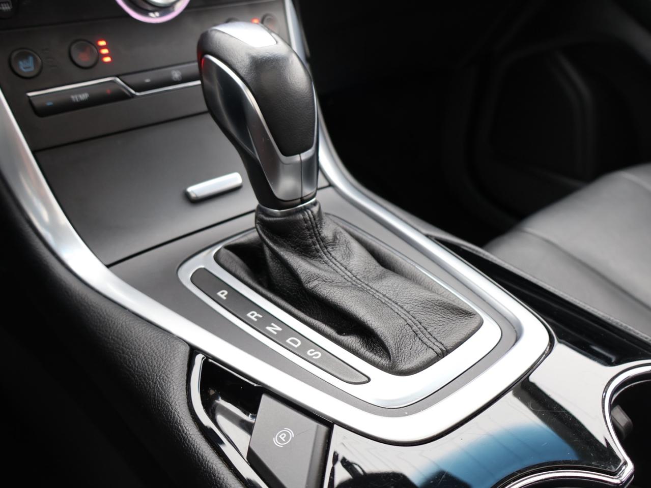 2018 Ford Edge TITANIUM AWD CERTIFIED *ACCIDENT FREE* CAMERA NAV BLUETOOTH LEATHER HEATED  SEATS CRUISE ALLOYS Photo