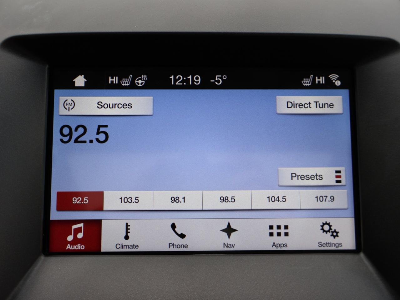 2018 Ford Edge TITANIUM AWD CERTIFIED *ACCIDENT FREE* CAMERA NAV BLUETOOTH LEATHER HEATED  SEATS CRUISE ALLOYS Photo