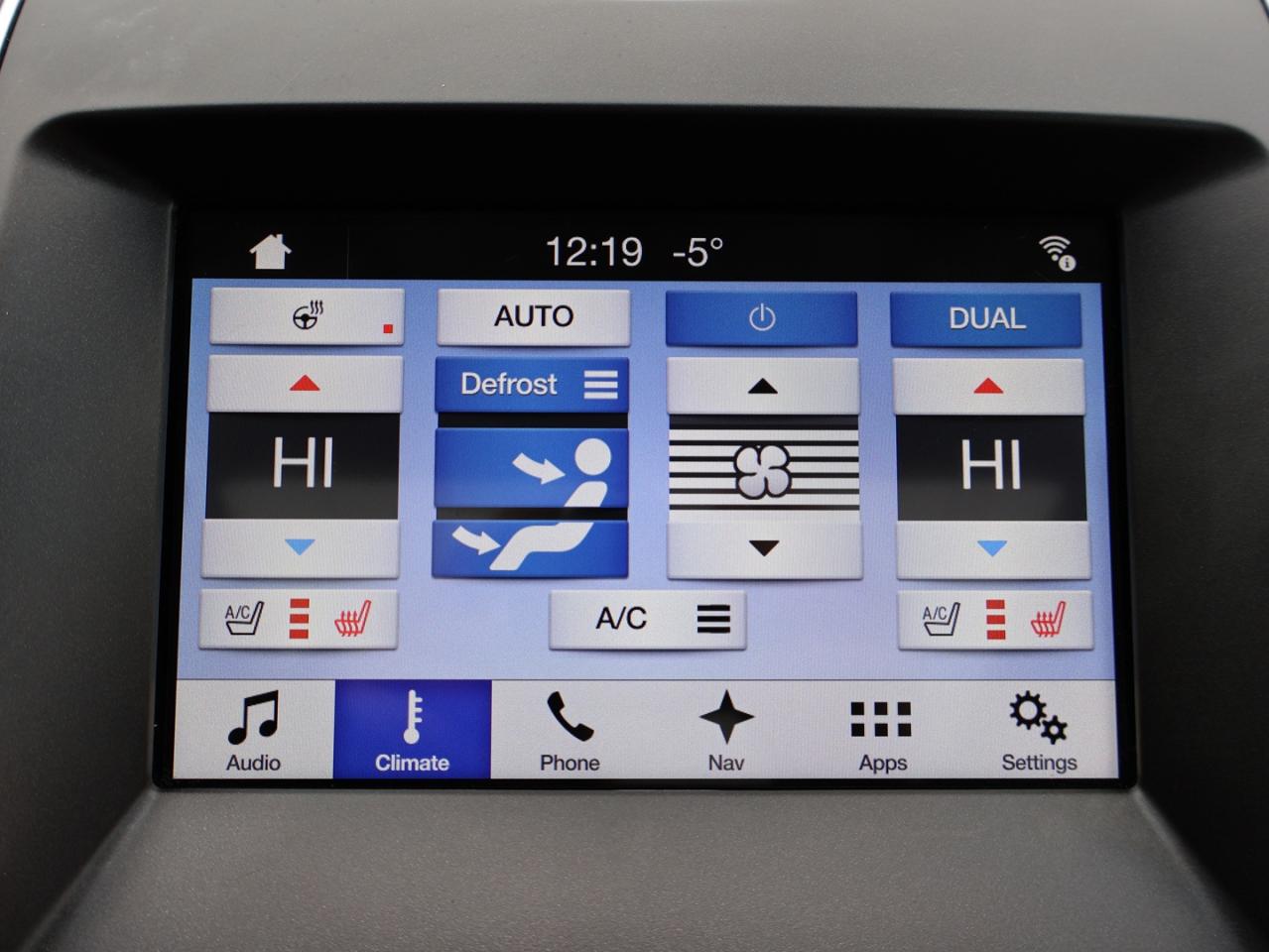 2018 Ford Edge TITANIUM AWD CERTIFIED *ACCIDENT FREE* CAMERA NAV BLUETOOTH LEATHER HEATED  SEATS CRUISE ALLOYS Photo