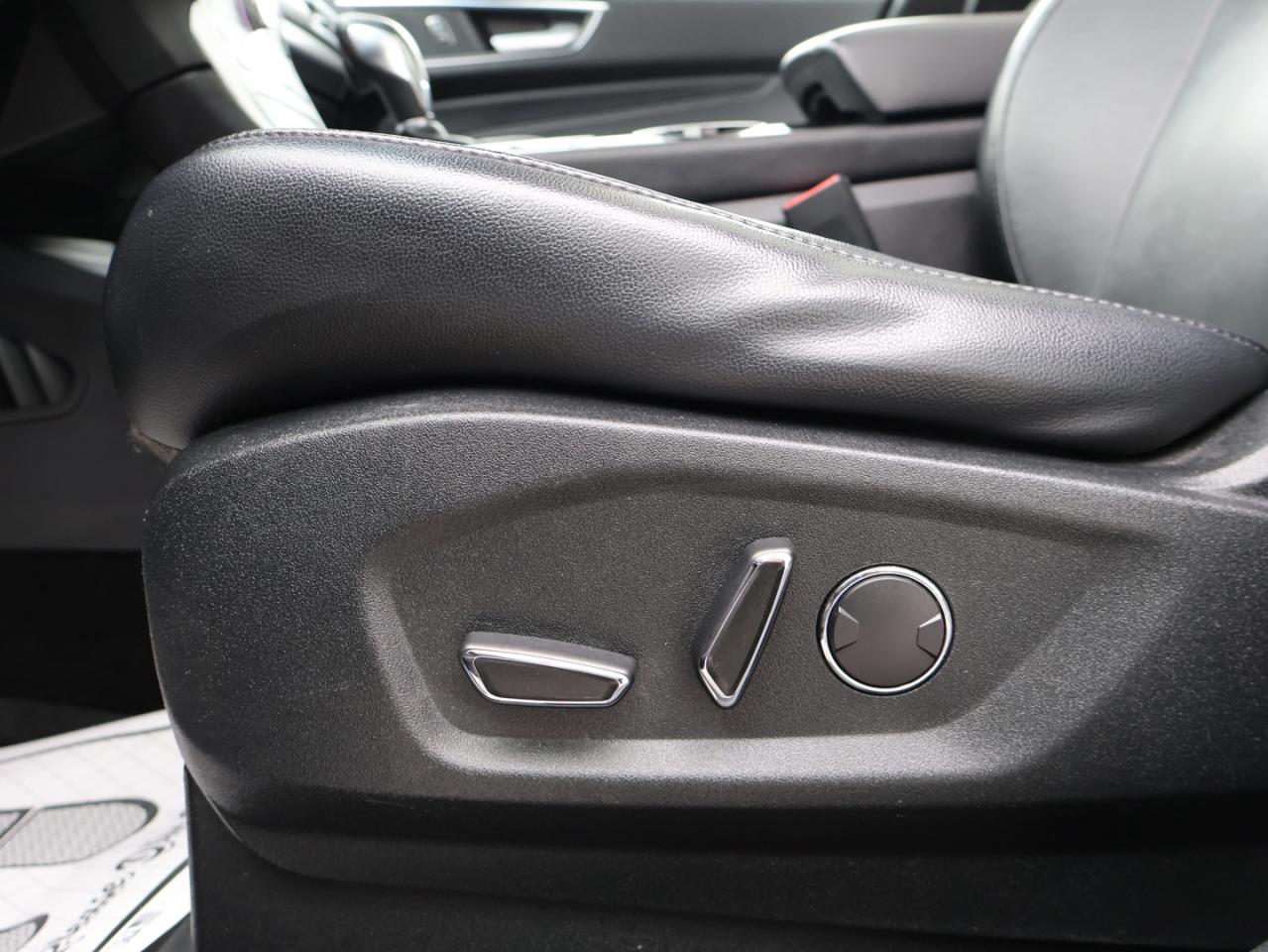 2018 Ford Edge TITANIUM AWD CERTIFIED *ACCIDENT FREE* CAMERA NAV BLUETOOTH LEATHER HEATED  SEATS CRUISE ALLOYS Photo