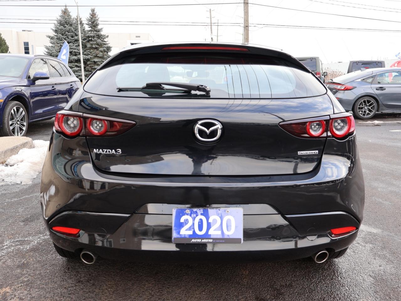 2020 Mazda MAZDA3 SPORT GS 6-SPEED CERTIFIED *ACCIDENT FREE* CAMERA BLUETOOTH LEATHER HEATED SEATS CRUISE ALLOYS Photo