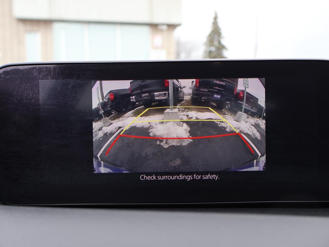 2020 Mazda MAZDA3 SPORT GS 6-SPEED CERTIFIED *ACCIDENT FREE* CAMERA BLUETOOTH LEATHER HEATED SEATS CRUISE ALLOYS Photo