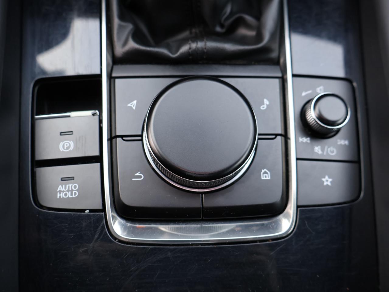 2020 Mazda MAZDA3 SPORT GS 6-SPEED CERTIFIED *ACCIDENT FREE* CAMERA BLUETOOTH LEATHER HEATED SEATS CRUISE ALLOYS Photo