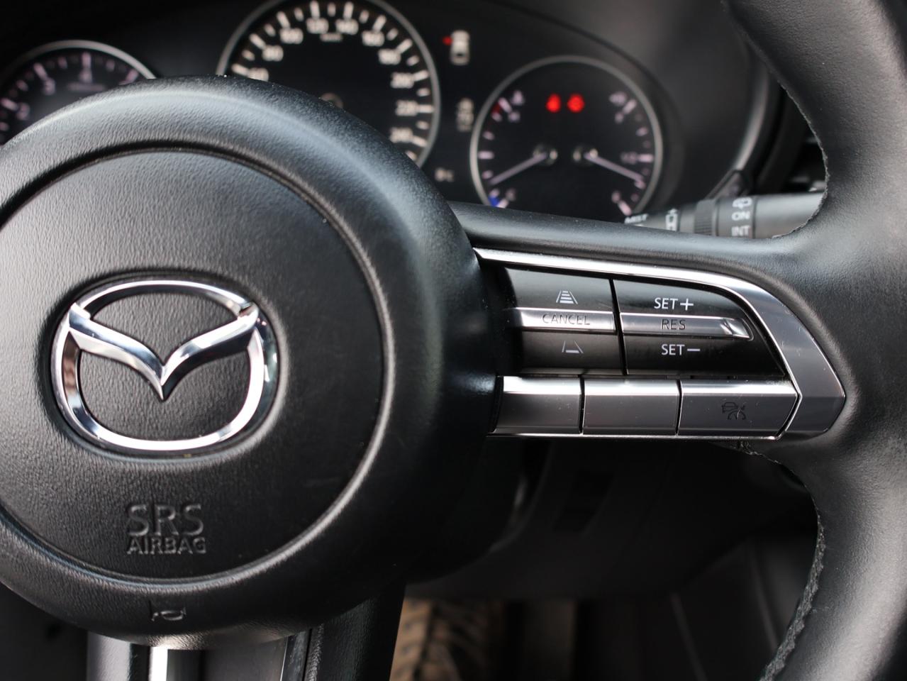 2020 Mazda MAZDA3 SPORT GS 6-SPEED CERTIFIED *ACCIDENT FREE* CAMERA BLUETOOTH LEATHER HEATED SEATS CRUISE ALLOYS Photo