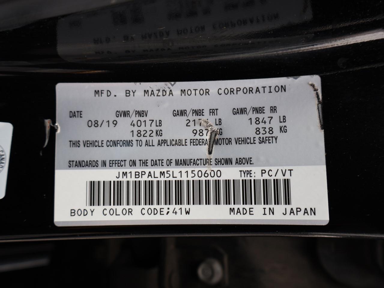 2020 Mazda MAZDA3 SPORT GS 6-SPEED CERTIFIED *ACCIDENT FREE* CAMERA BLUETOOTH LEATHER HEATED SEATS CRUISE ALLOYS Photo