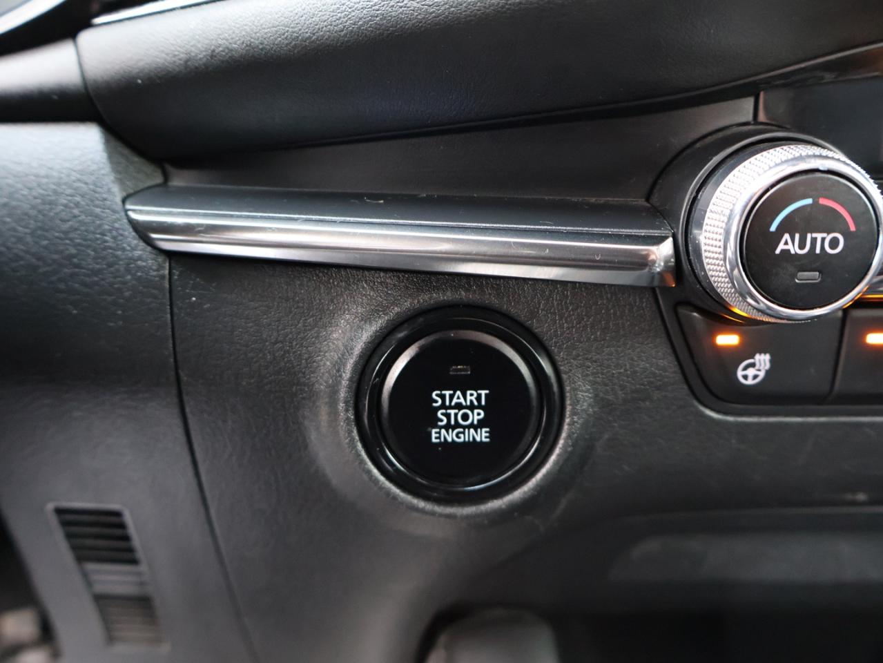 2020 Mazda MAZDA3 SPORT GS 6-SPEED CERTIFIED *ACCIDENT FREE* CAMERA BLUETOOTH LEATHER HEATED SEATS CRUISE ALLOYS Photo