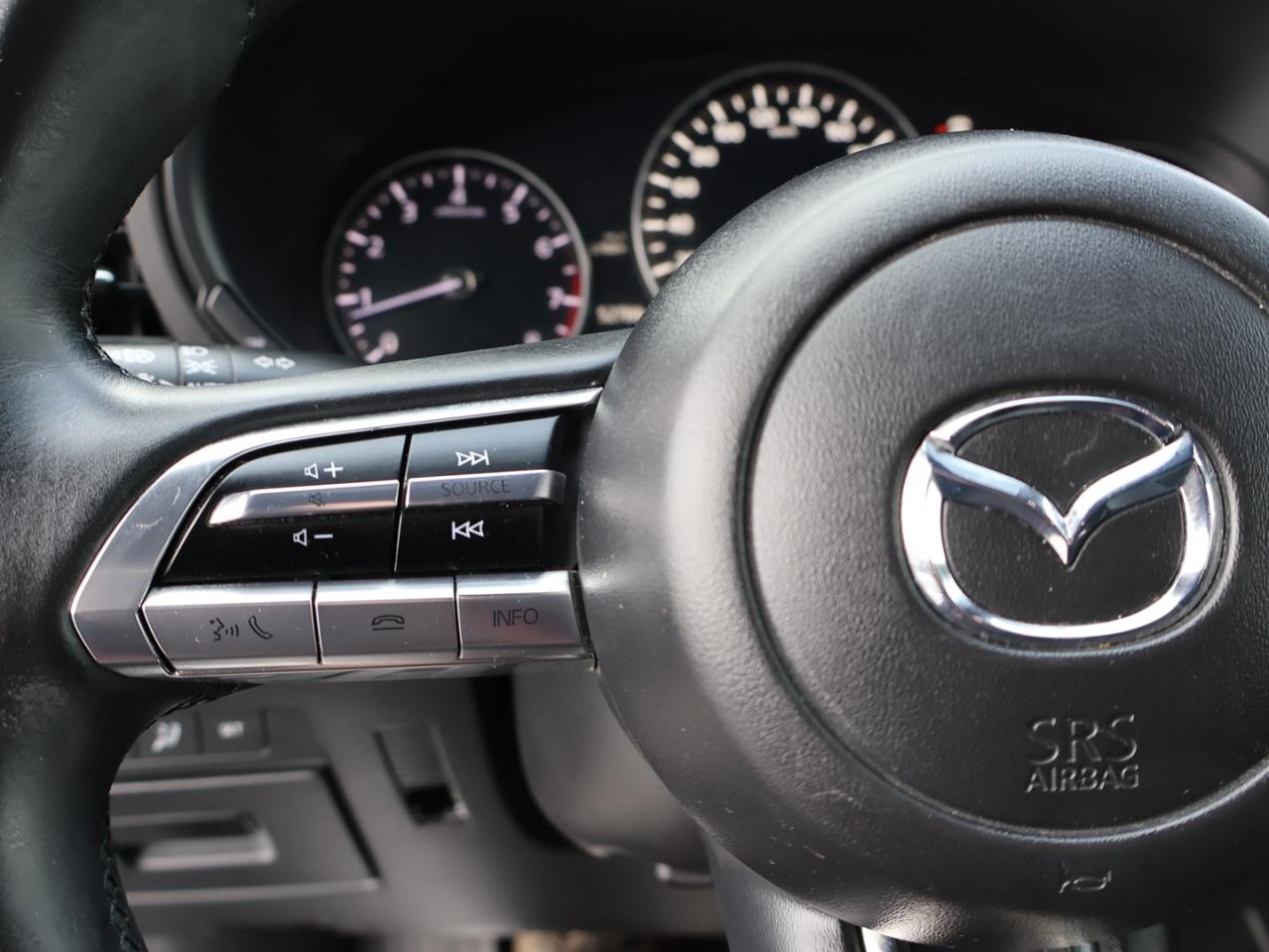 2020 Mazda MAZDA3 SPORT GS 6-SPEED CERTIFIED *ACCIDENT FREE* CAMERA BLUETOOTH LEATHER HEATED SEATS CRUISE ALLOYS Photo