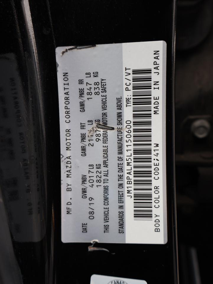 2020 Mazda MAZDA3 SPORT GS 6-SPEED CERTIFIED *ACCIDENT FREE* CAMERA BLUETOOTH LEATHER HEATED SEATS CRUISE ALLOYS Photo