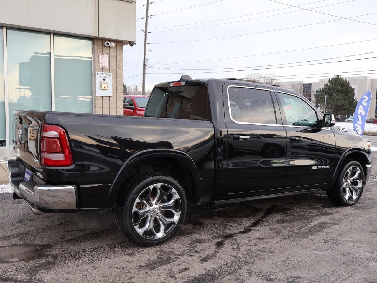 2019 RAM 1500 LARAMIE-LONGHORN 4WD CERTIFIED *ACCIDENT FREE*DODGE MAINTAIN* CAMERA NAV BLUETOOTH LEATHER HEATED SEATS PANO ROOF CRUISE ALLOYS Photo