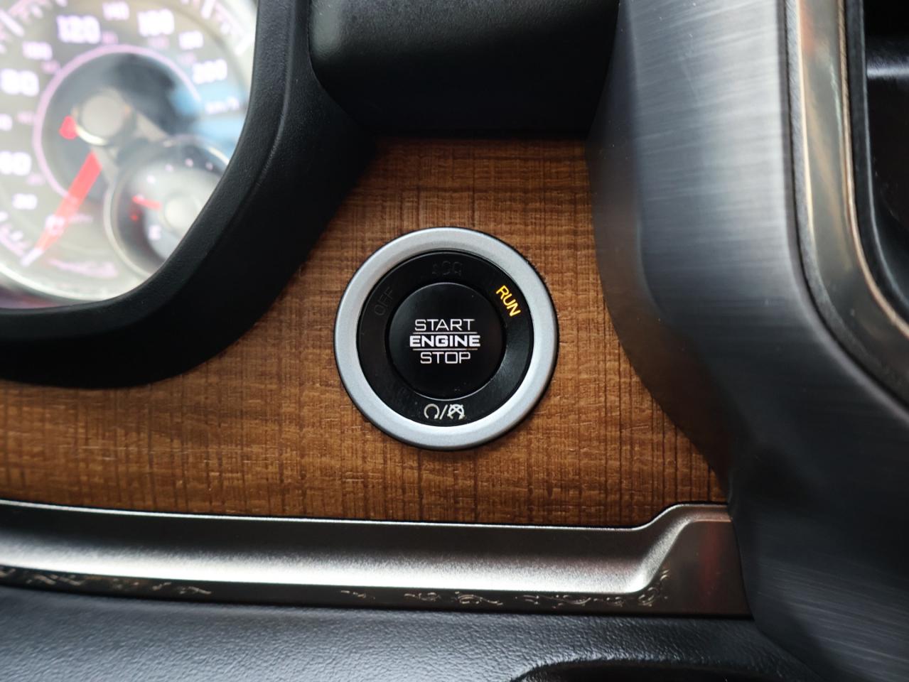 2019 RAM 1500 LARAMIE-LONGHORN 4WD CERTIFIED *ACCIDENT FREE*DODGE MAINTAIN* CAMERA NAV BLUETOOTH LEATHER HEATED SEATS PANO ROOF CRUISE ALLOYS Photo