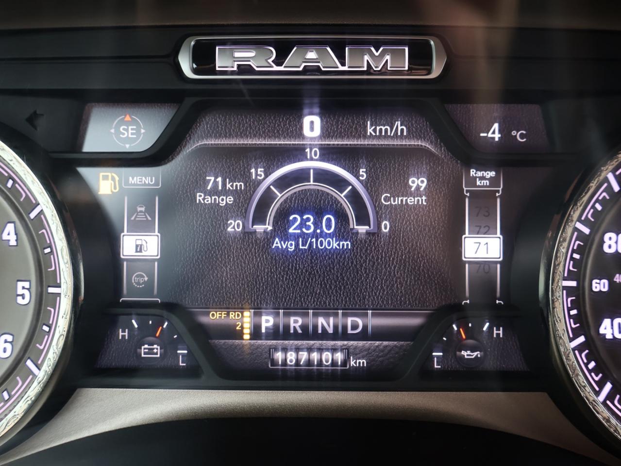 2019 RAM 1500 LARAMIE-LONGHORN 4WD CERTIFIED *ACCIDENT FREE*DODGE MAINTAIN* CAMERA NAV BLUETOOTH LEATHER HEATED SEATS PANO ROOF CRUISE ALLOYS Photo