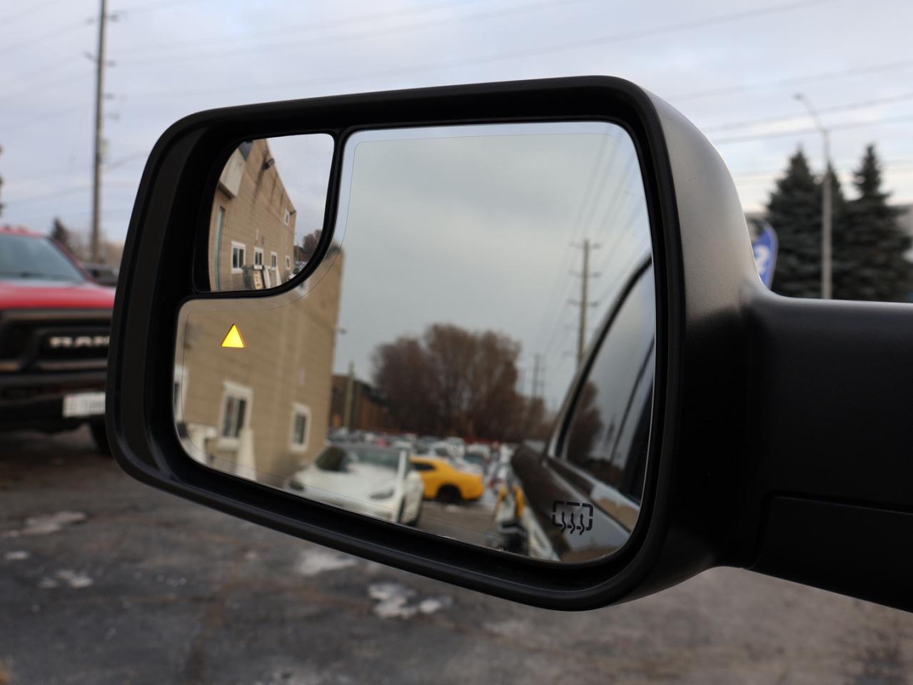 2019 RAM 1500 LARAMIE-LONGHORN 4WD CERTIFIED *ACCIDENT FREE*DODGE MAINTAIN* CAMERA NAV BLUETOOTH LEATHER HEATED SEATS PANO ROOF CRUISE ALLOYS Photo