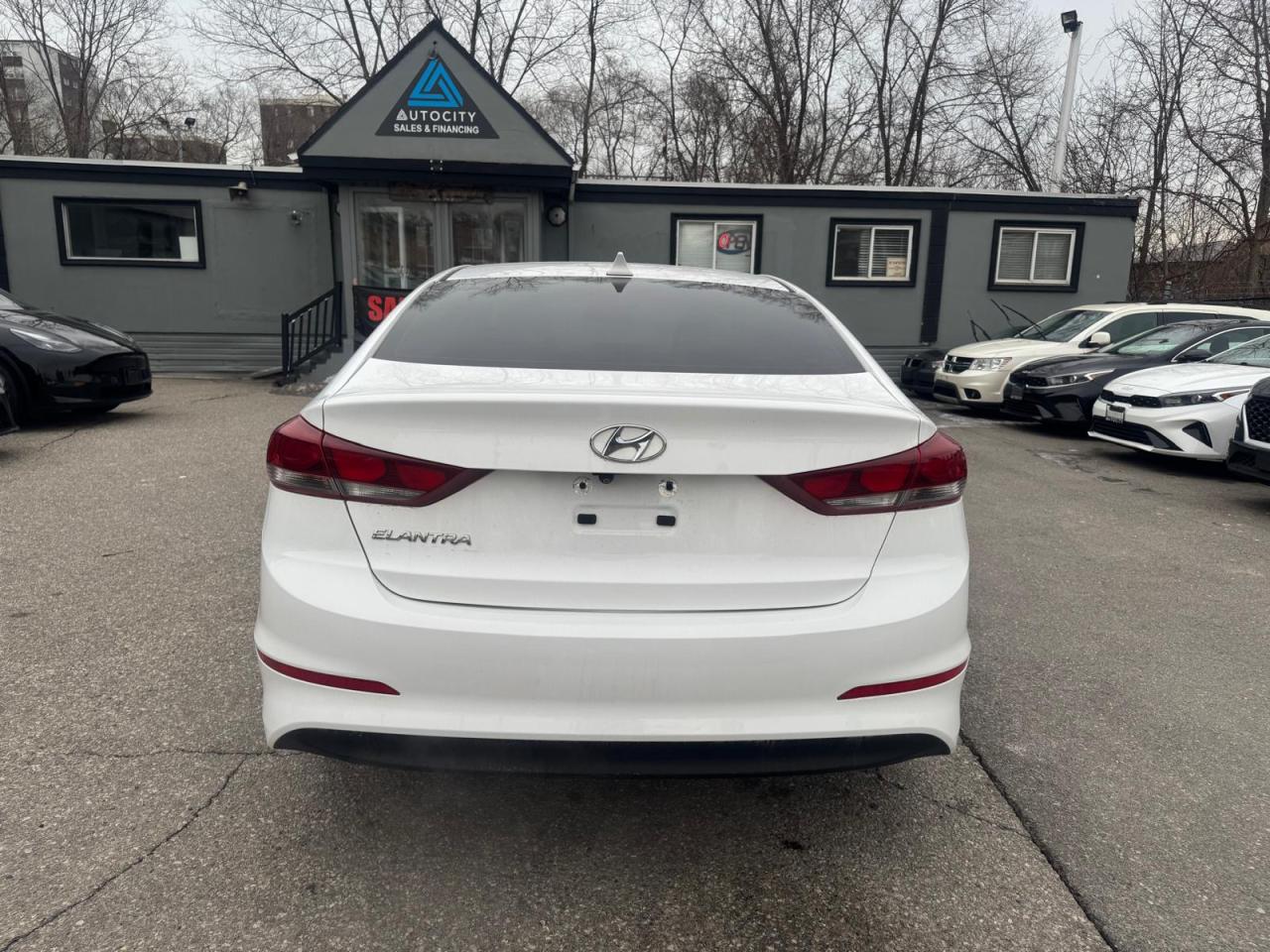 2017 Hyundai Elantra GLS FWD